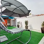 Old Town Royal Apartment With Giant Terrace