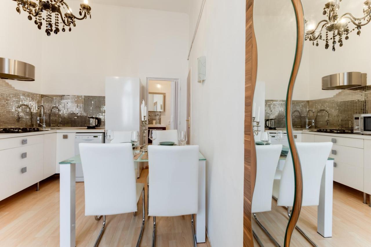 Old Town Royal With Giant Terrace Apartamento Praga